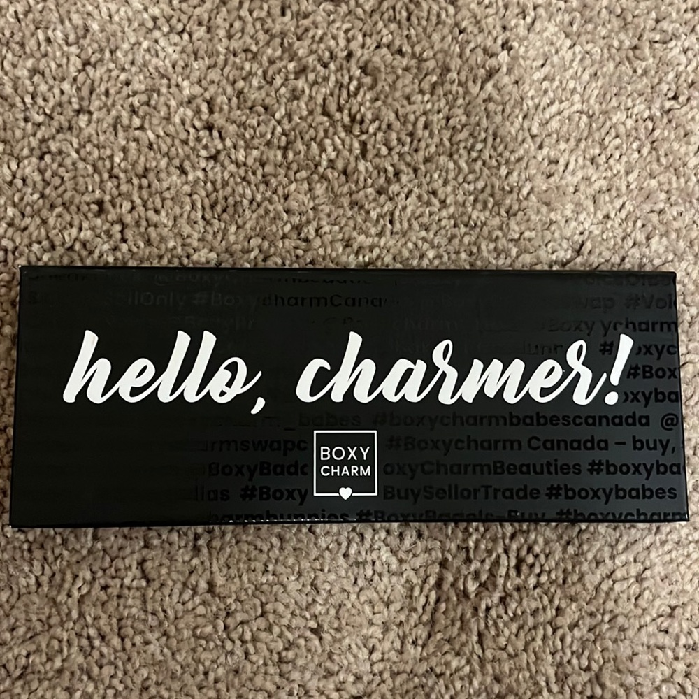 NEW Boxy Charm Hello Charmer Eyeshadow Palette. No Box